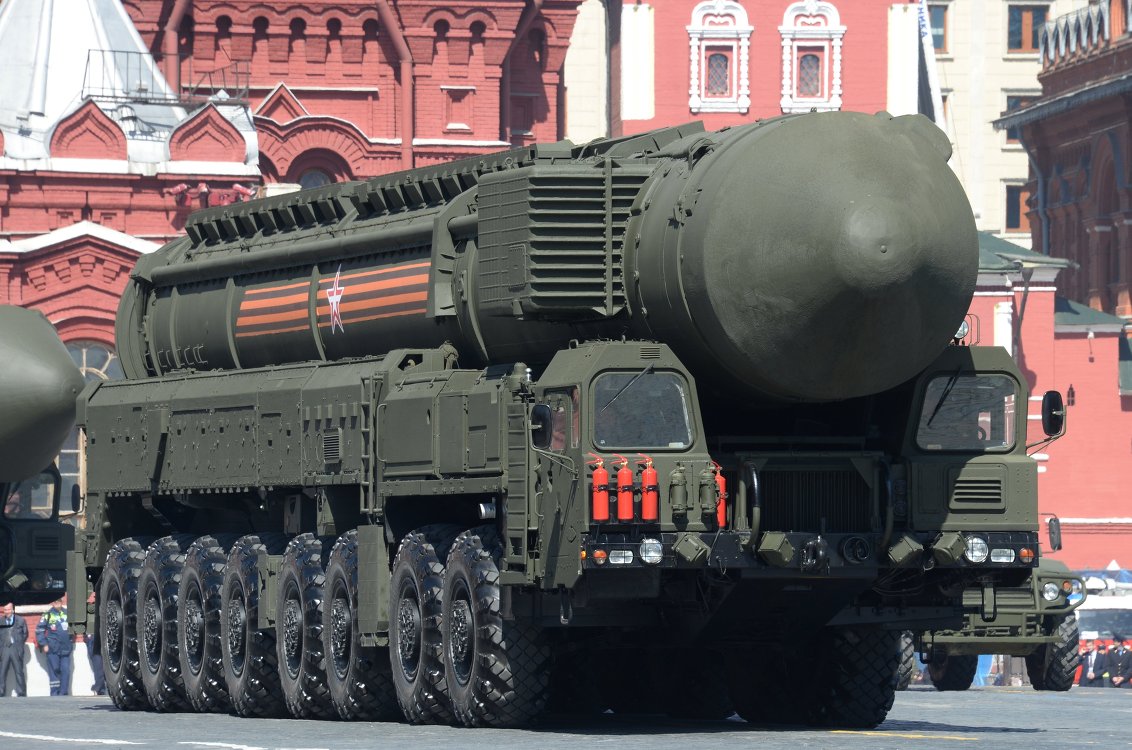 俄罗斯战略核弹部署在俄乌边境地区，普京准备连北约一锅端？