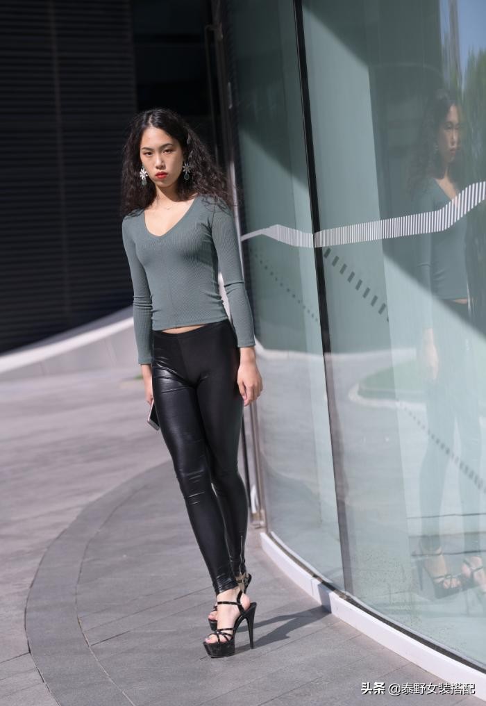 Leather pants are not breathable?It's not important to have the effect