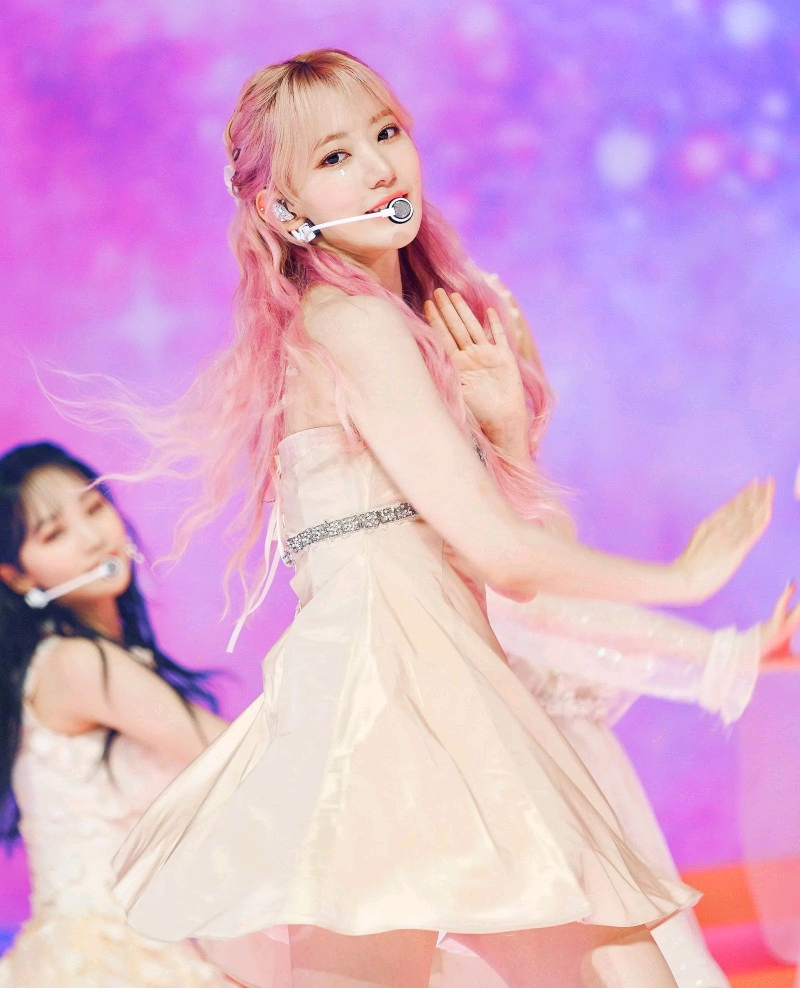 韓國論壇日榜實榜都熱議的HYBE，簽約宮脇咲良進新女團很傻的原因