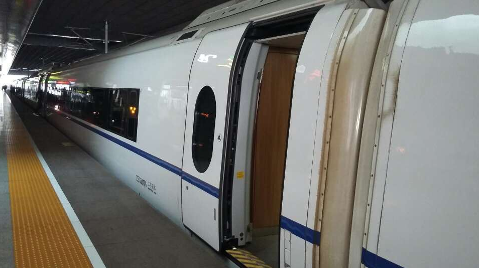 為什么中國高鐵只有8節和16節？高鐵車廂的秘密，你知道多少？