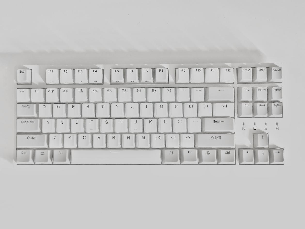 入门级别机械键盘舍它其谁啊？--杜伽k320使用体验简评