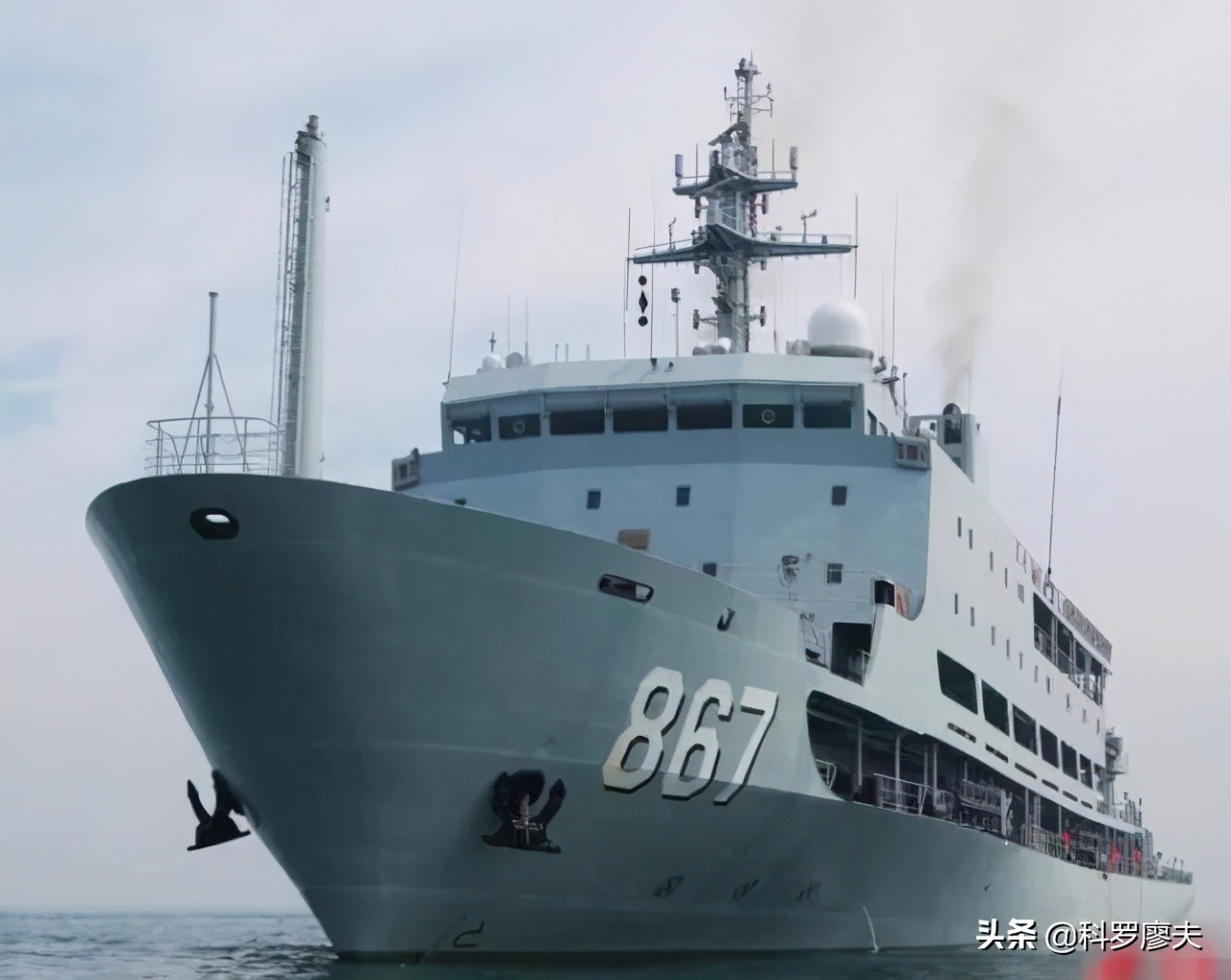 印尼潜艇沉没，中国7000吨战舰支援，深海救援让小国直呼玩不起
