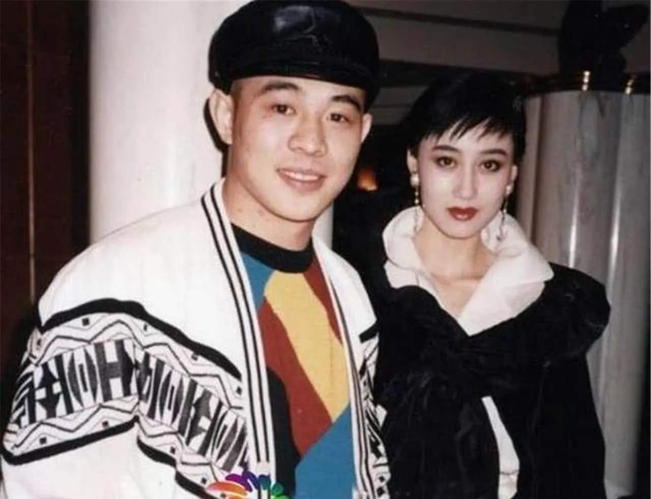 让女儿管自己叫哥哥，说利智是虎妈，李连杰的人生后半场