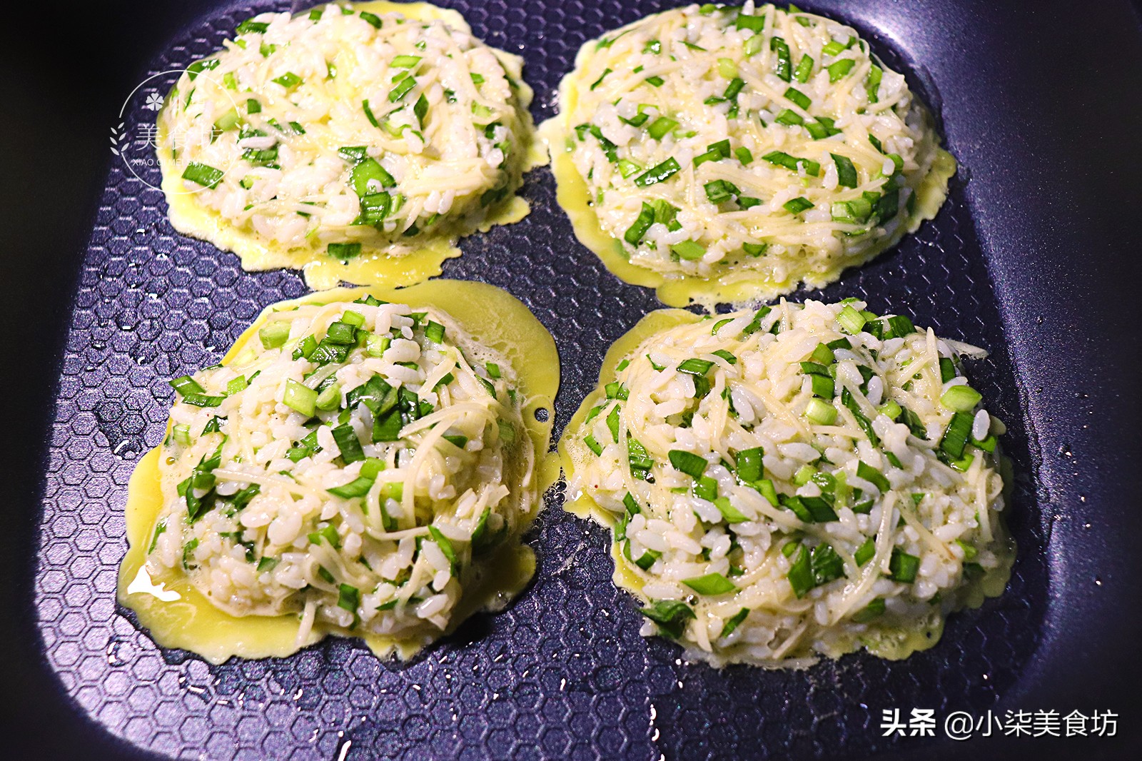 图片[6]-剩米饭新吃法 加2个鸡蛋 简单一做 10分钟出锅 比吃肉还香-起舞食谱网