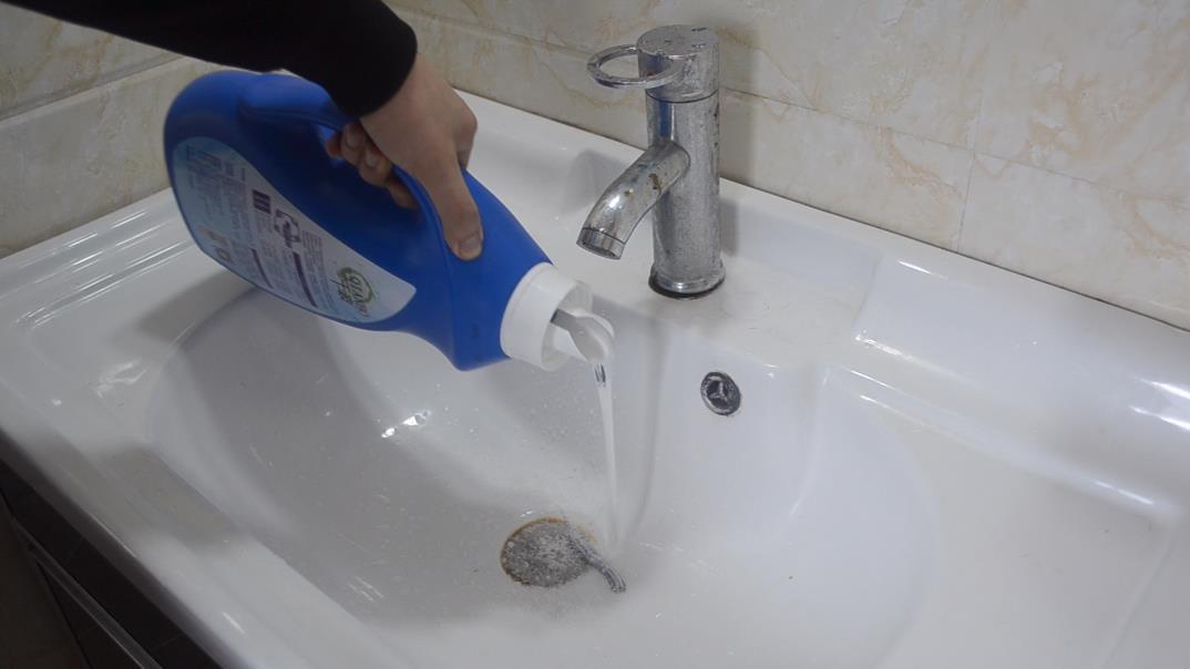 毛巾髒了不用開水煮？ 教你一個方法，清洗完乾淨又除菌，長見識了