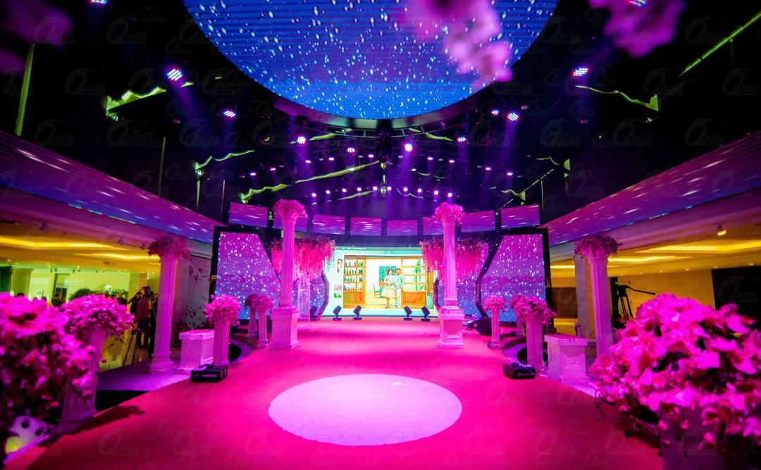 so酷！这些LED显示创造出美妙的光影世界