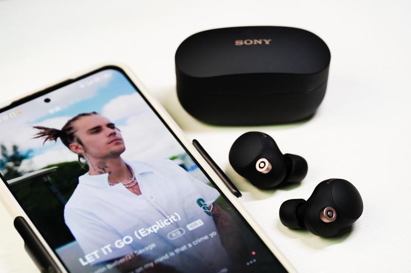 进击的SONY，探索道路上的又一次更新：索尼WF-1000XM4评测