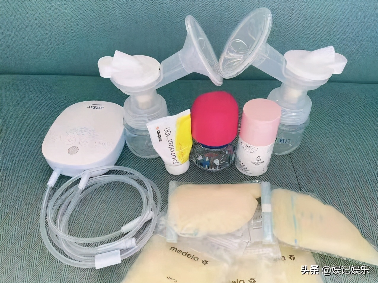 朱丹二胎儿子出生，晒母乳满满自豪感，老公周