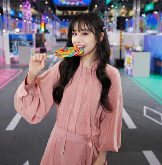 郑爽新综艺刚开播，本人就哭诉压力大不想录了