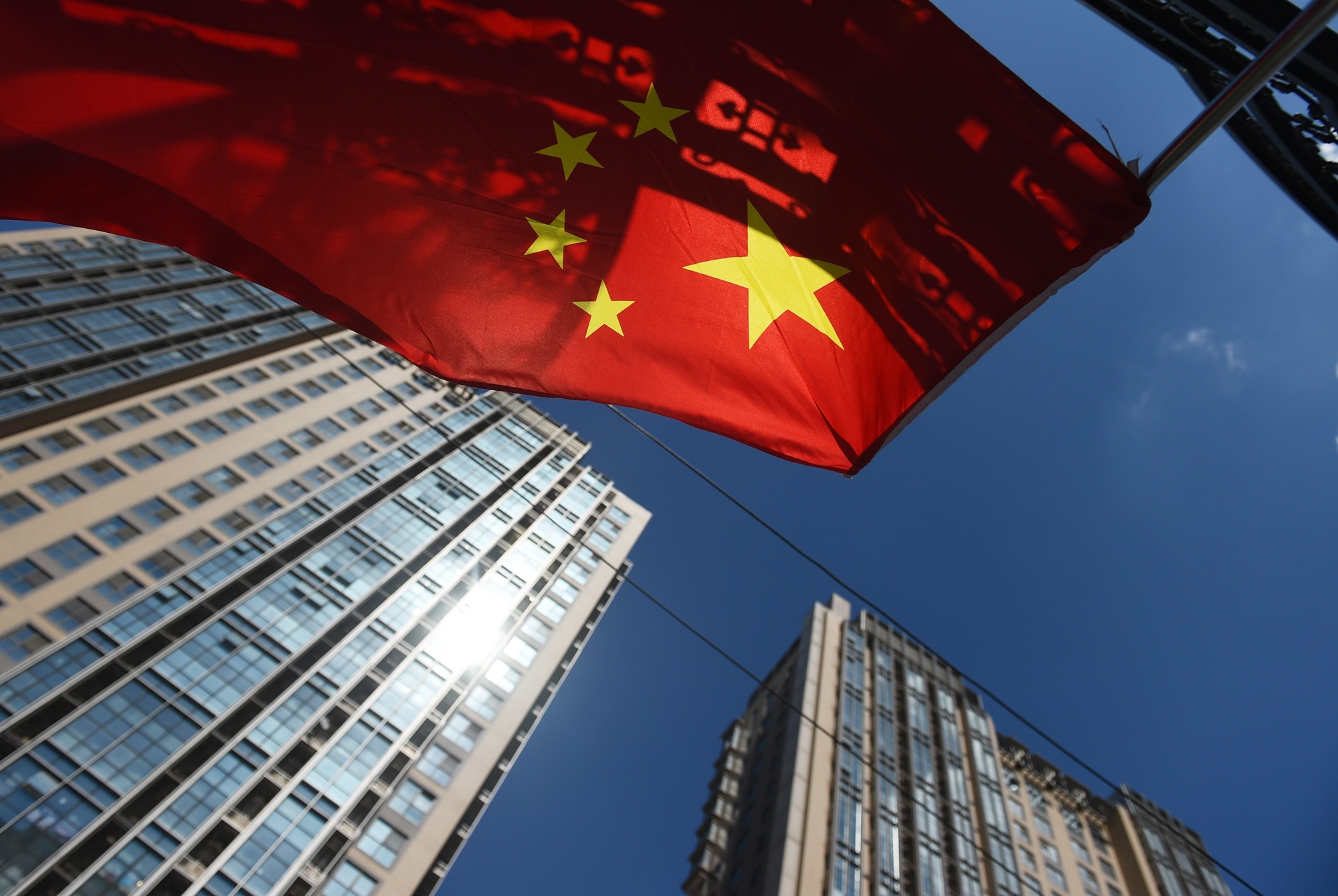 刘强东凭什么获央媒点赞？因为他在做这件事