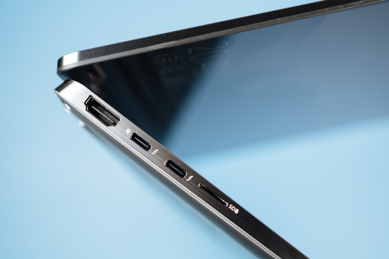 戴尔Latitude 9520二合一笔记本评测：工作原来可以这么爽