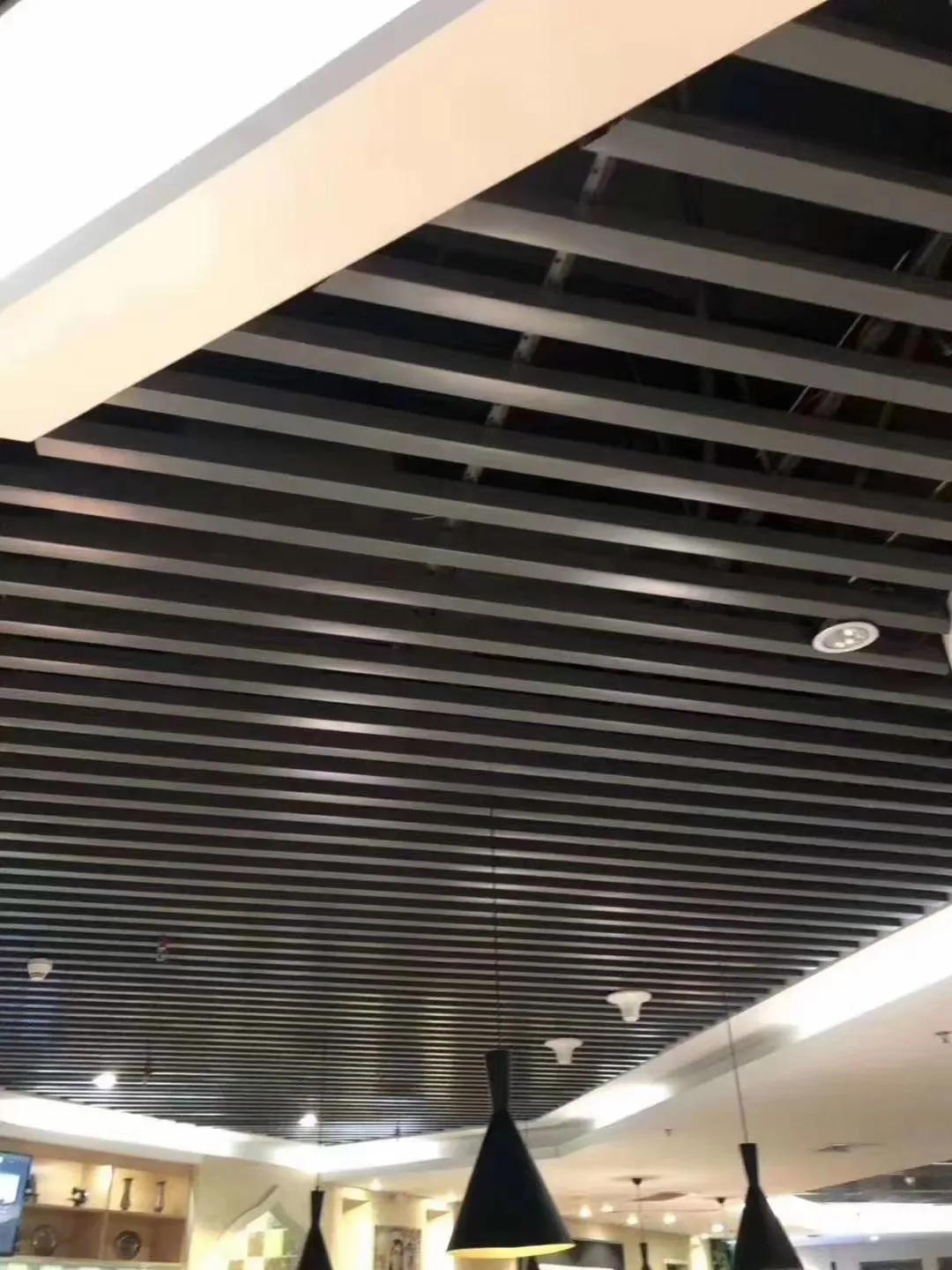 Aluminum square pass and aluminum square tube ceiling decoration is a