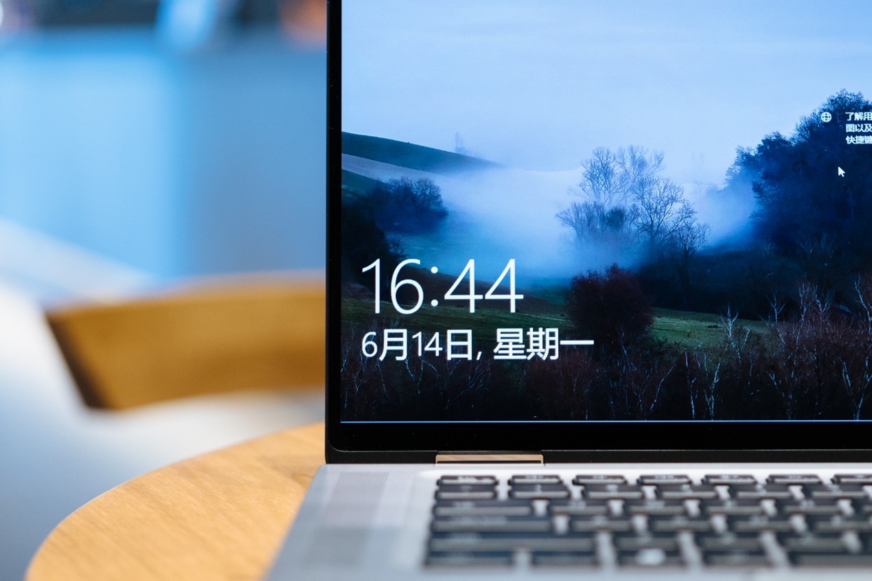 戴尔Latitude 9520二合一笔记本评测：工作原来可以这么爽