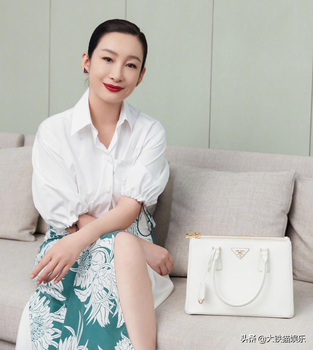 3位“赢在下半场”的女星，年轻时显老，年过四