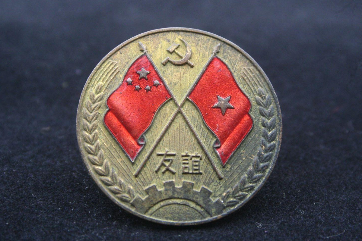 拒绝成美国制华的棋子，不让美国驻扎本国，越南到底在玩什么把戏