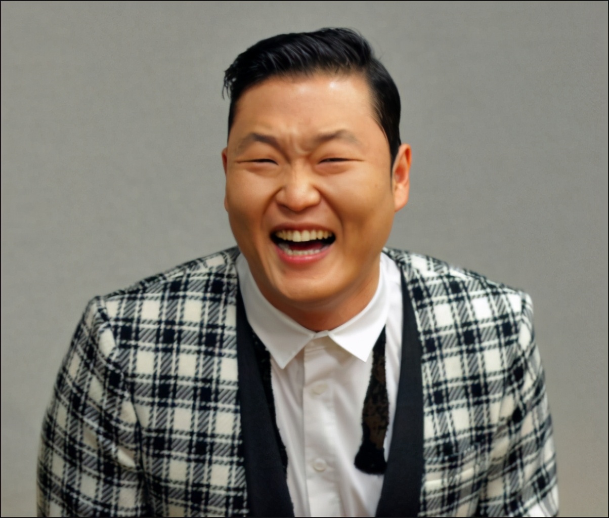 蹦迪女团momoland携手鸟叔psy,11月份重返歌坛