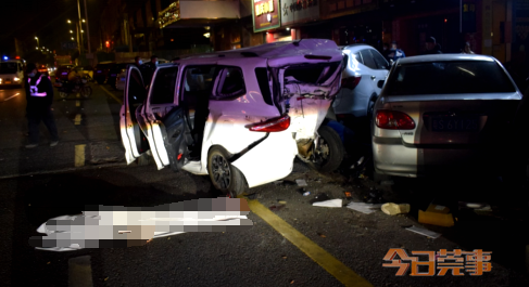 东莞一男子醉驾致1死3伤后逃逸，9部小车被撞成“废铁”