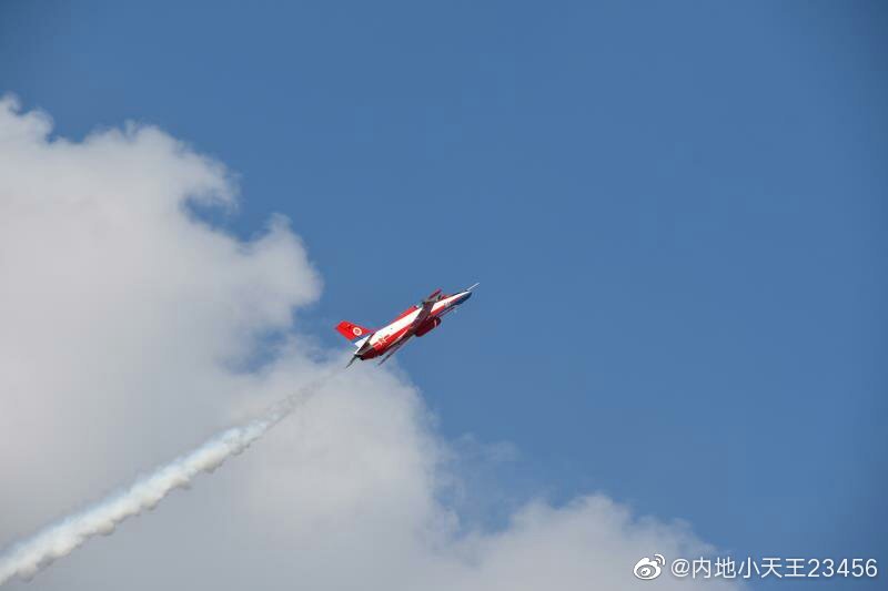 国产K8教练机飞行展示以及技术资料集锦