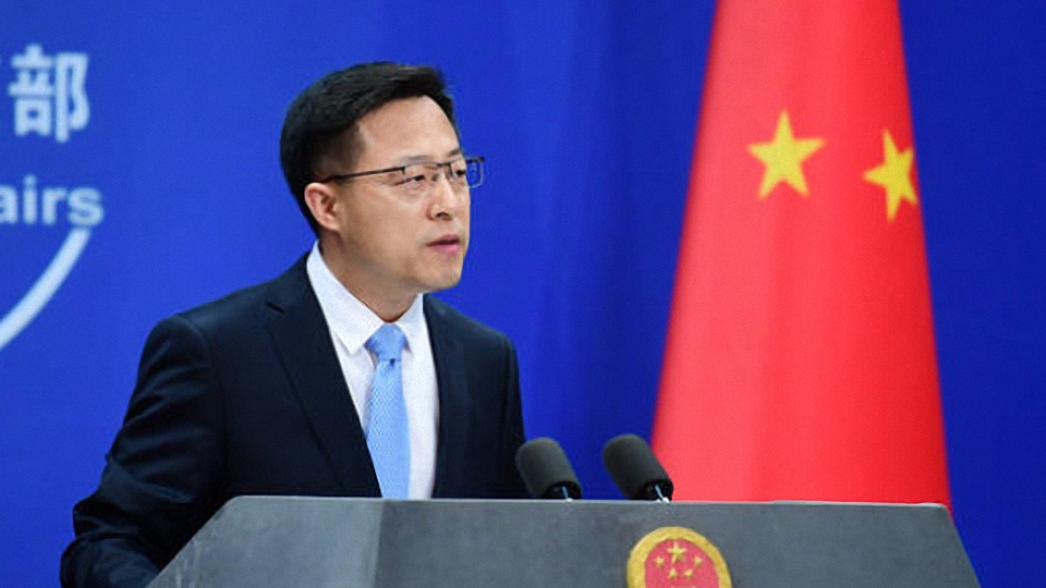 英國控制不住疫情，約翰遜卻要怪中醫，外交部發言人趙立堅：呵呵