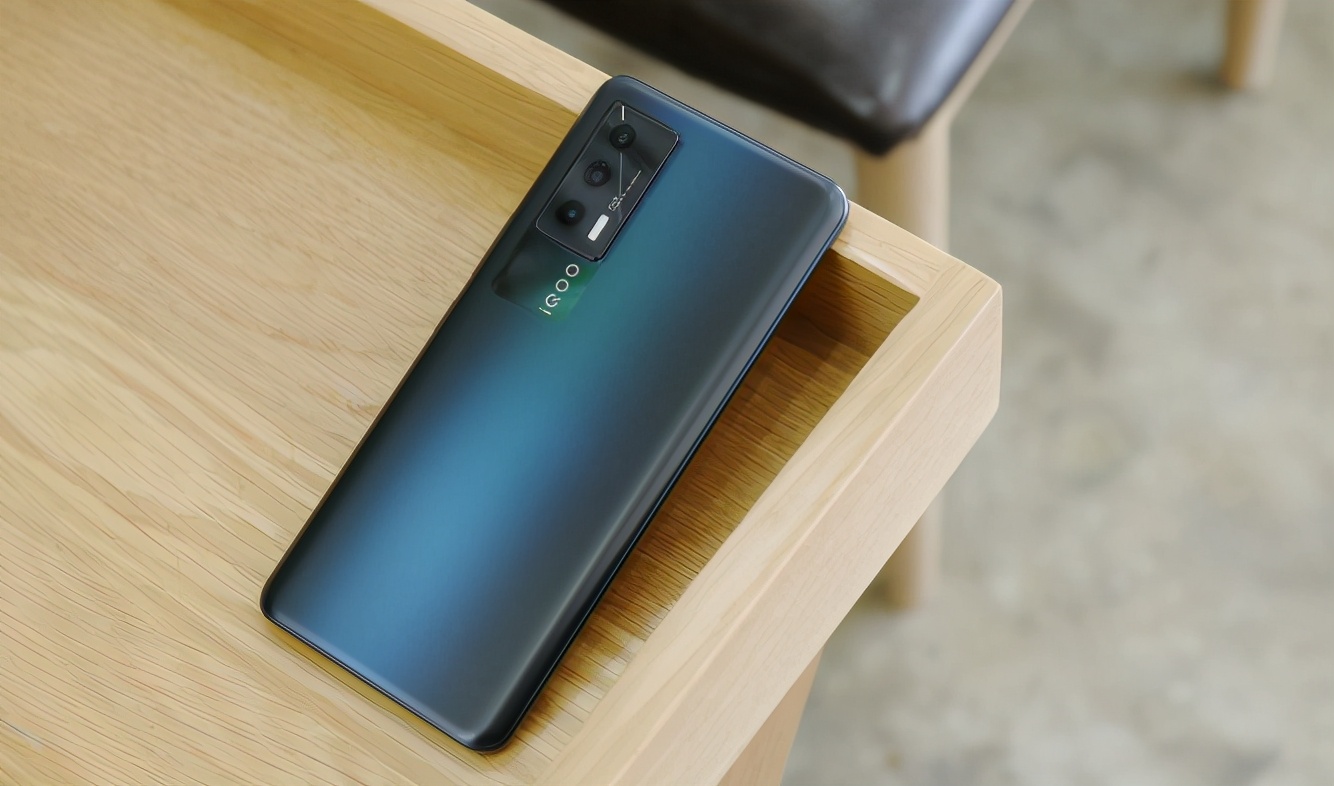 3000元以内 目前这4部手机值得买 快看看你用上了哪部 全网搜