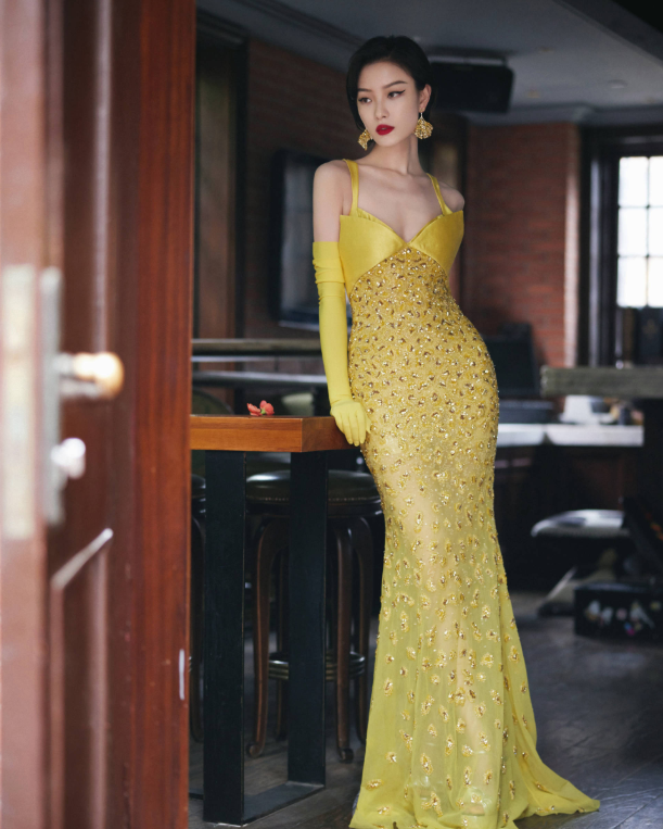 红毯比美：杨紫赢宋茜，倪妮造型翻车，赵丽颖