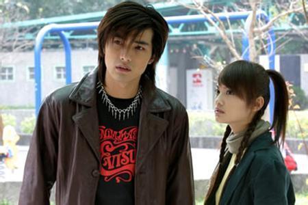 杨丞琳发布自己美照，老公李荣浩评论：好久不见，"异地恋"真难