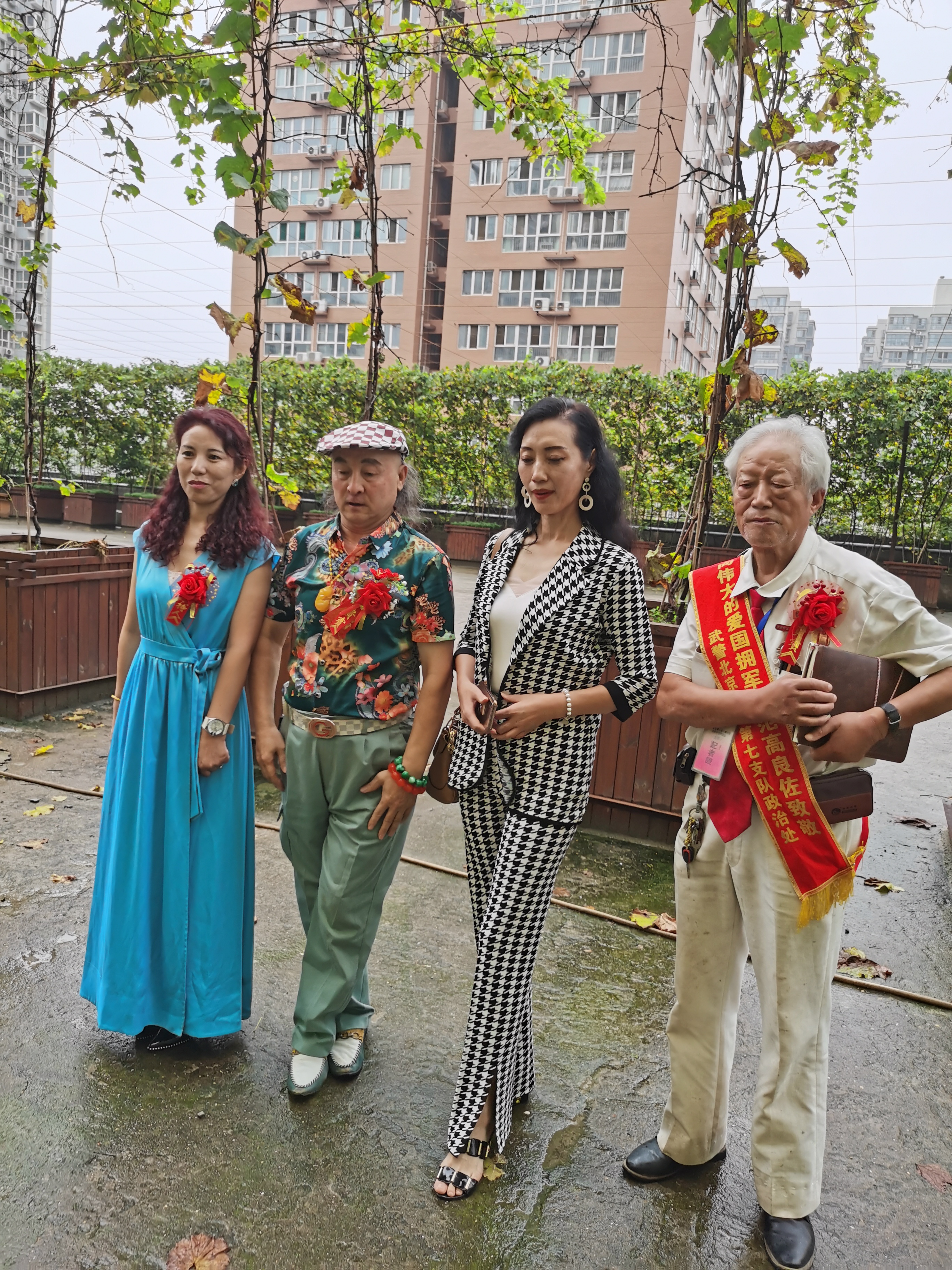 發(fā)布會啟動少華集團、聯(lián)合金山書畫院、華人頻道陜西分頻道