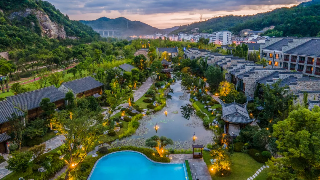 号外！江天农博城奖励徐诗晓50万元现金 翼天集团敬赠洋房一套