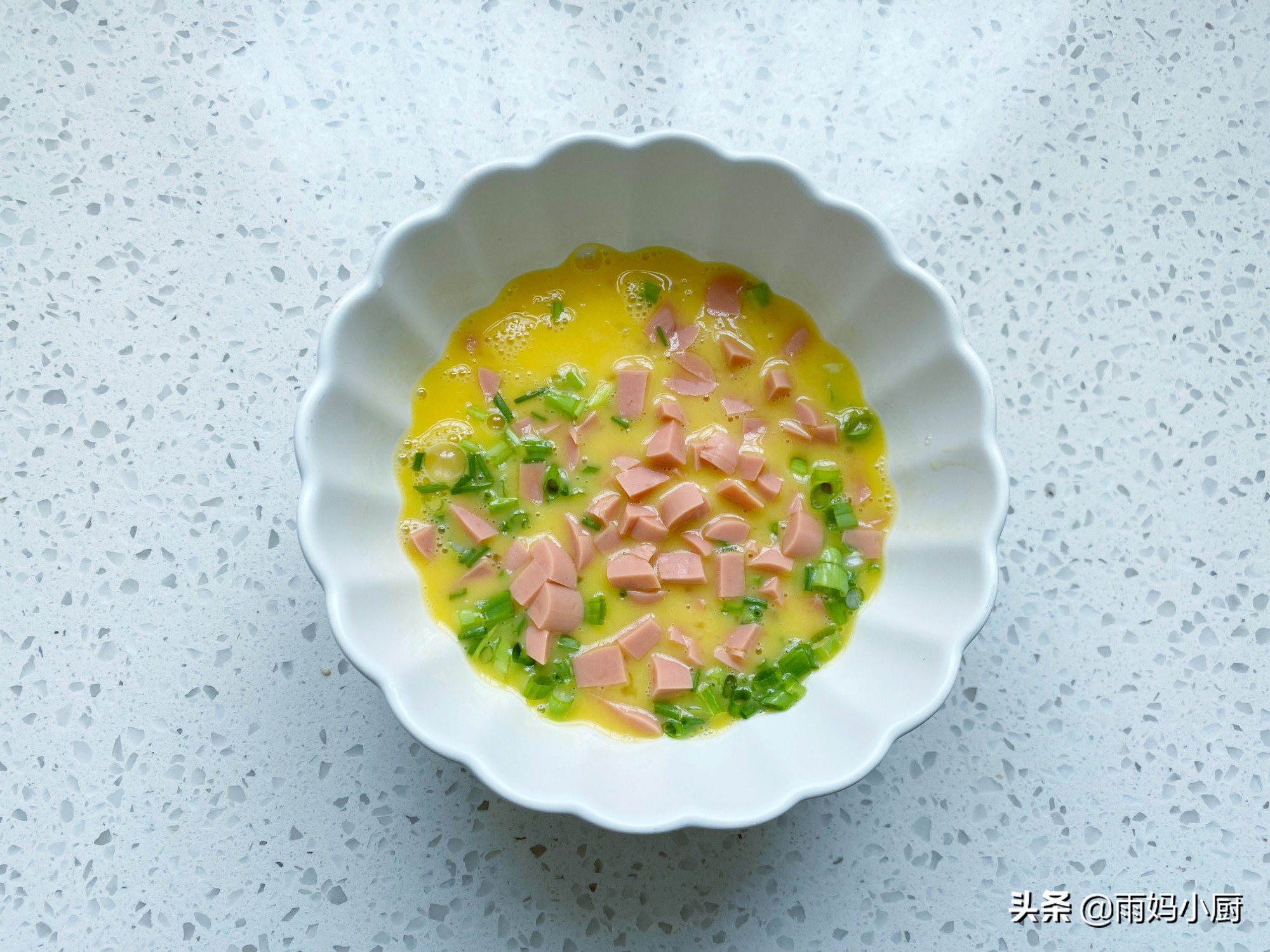 5分钟快手早餐，火腿鸡蛋手抓饼，做法简单香酥美味，越吃越香