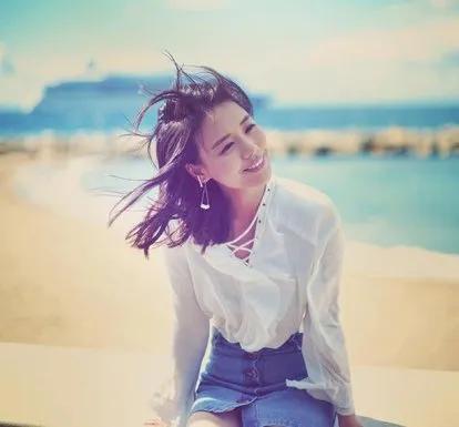 马思纯：被霸凌、吃药缓解情绪，拥有优越人生的她到底怎么了？