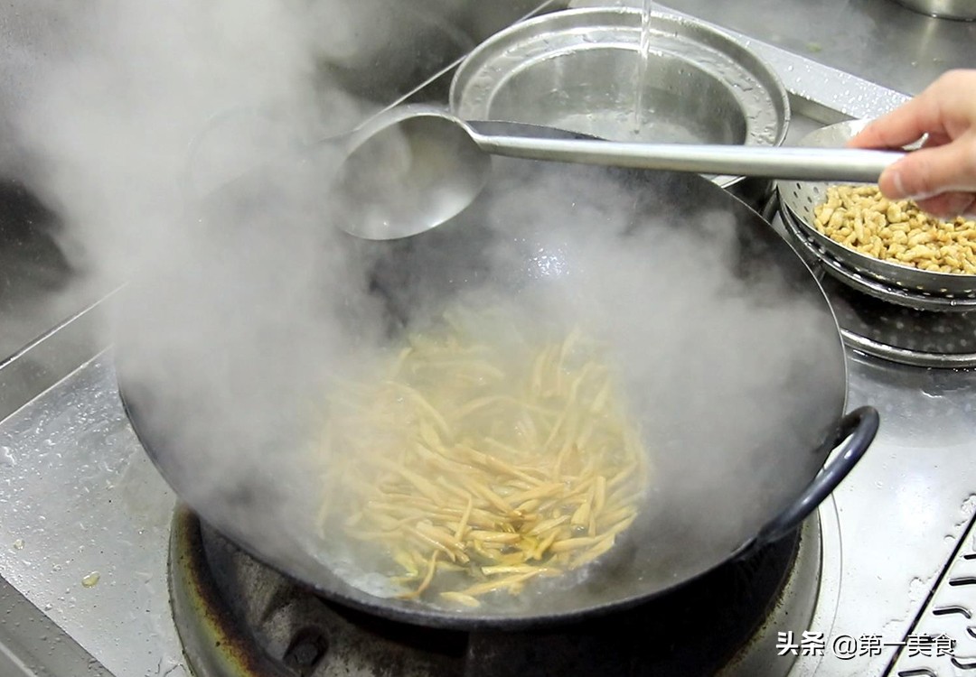 圖片[9]-【黃花菜炒肉絲】做法步驟圖 難怪不好吃 大廚教你如何做-起舞食譜網(wǎng)