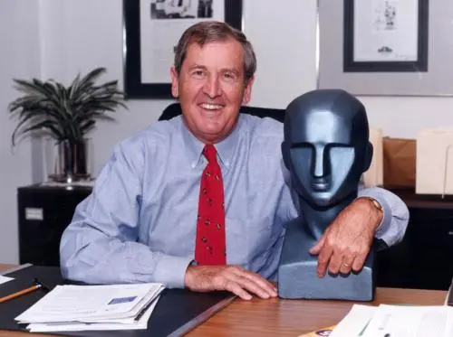 孙洪鹤：创业第一步不是定位，特劳特救不了创业，原点营销是关键