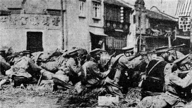 他原是南昌起义的叛徒，5年后却成为抗日英雄，解放后官至副国级