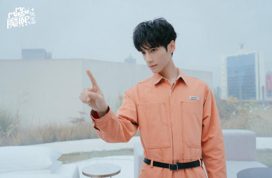 一次拿下两个奖？罗云熙2020这一年也太可以了