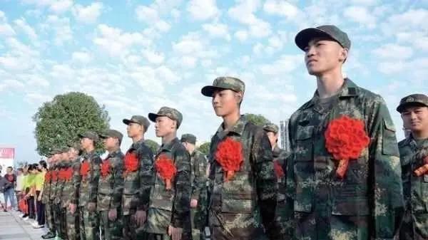 �±������һ�ٳ�ɶ����Ӫ����һ�������ĵĹ�أ���µ���ô