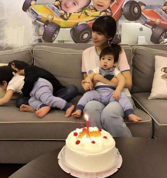 林志颖妻子谈婆媳关系声泪俱下：全职太太表面光鲜，实则满腹辛酸