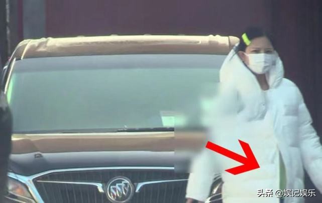 Du Chun head basks in husband and wife to close according to, guanxuan is new put together art: Taking wife to play together! Newly-married wife is very beautiful