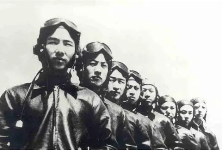 1965年，中美在海南空战17分钟，我军一弹未发，为何美军死伤惨重