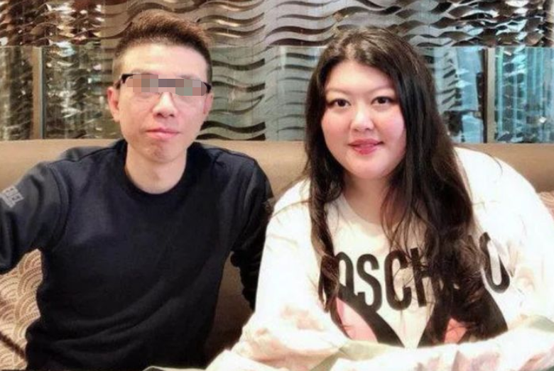 向华强和前妻的女儿，不愿和爸爸扯上关系，如今她优秀得让人羡慕