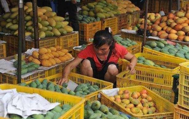 未经我国同意，2500辆卡车就运向中国？被拒后