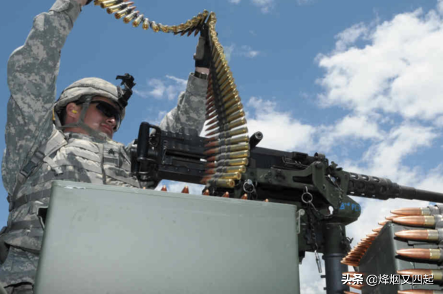 战场上一挺机枪打完1000发子弹需要多久？别被电
