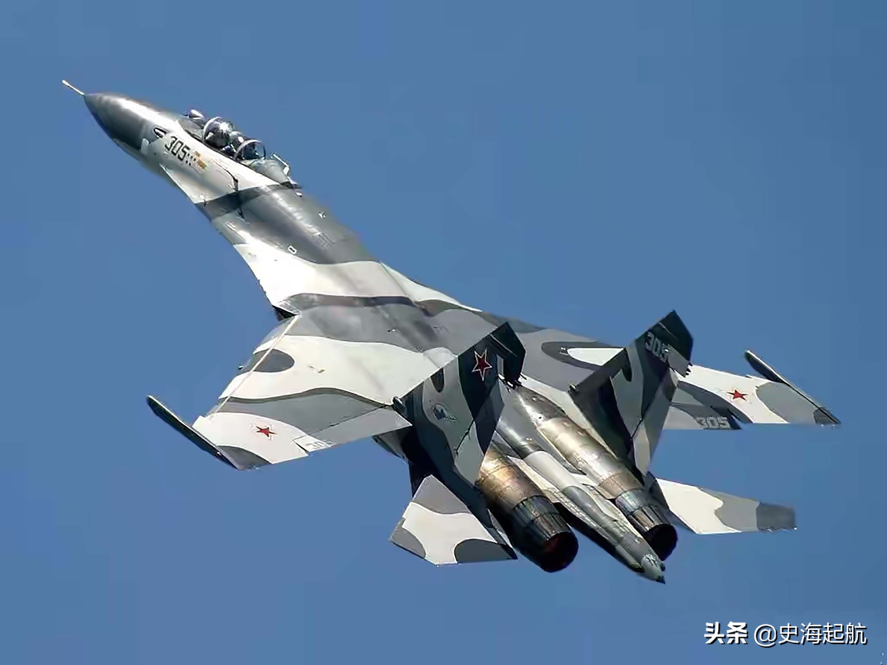 冷战时高科技武器照片：图1是B2隐身轰炸机，图
