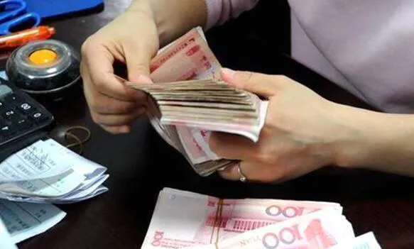 银行利率上调，存钱的黄金时代来临了？钱存在