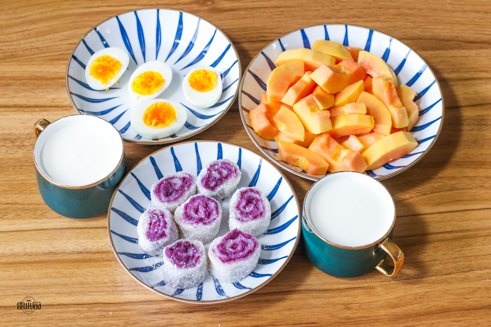 The breakfast I made for my daughter is not heavy 7 days a week. My child loves it, so it’s not difficult.