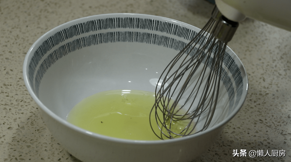 柠檬别再泡茶了，教你一个新吃法！老人小孩 都爱吃，外面买不到