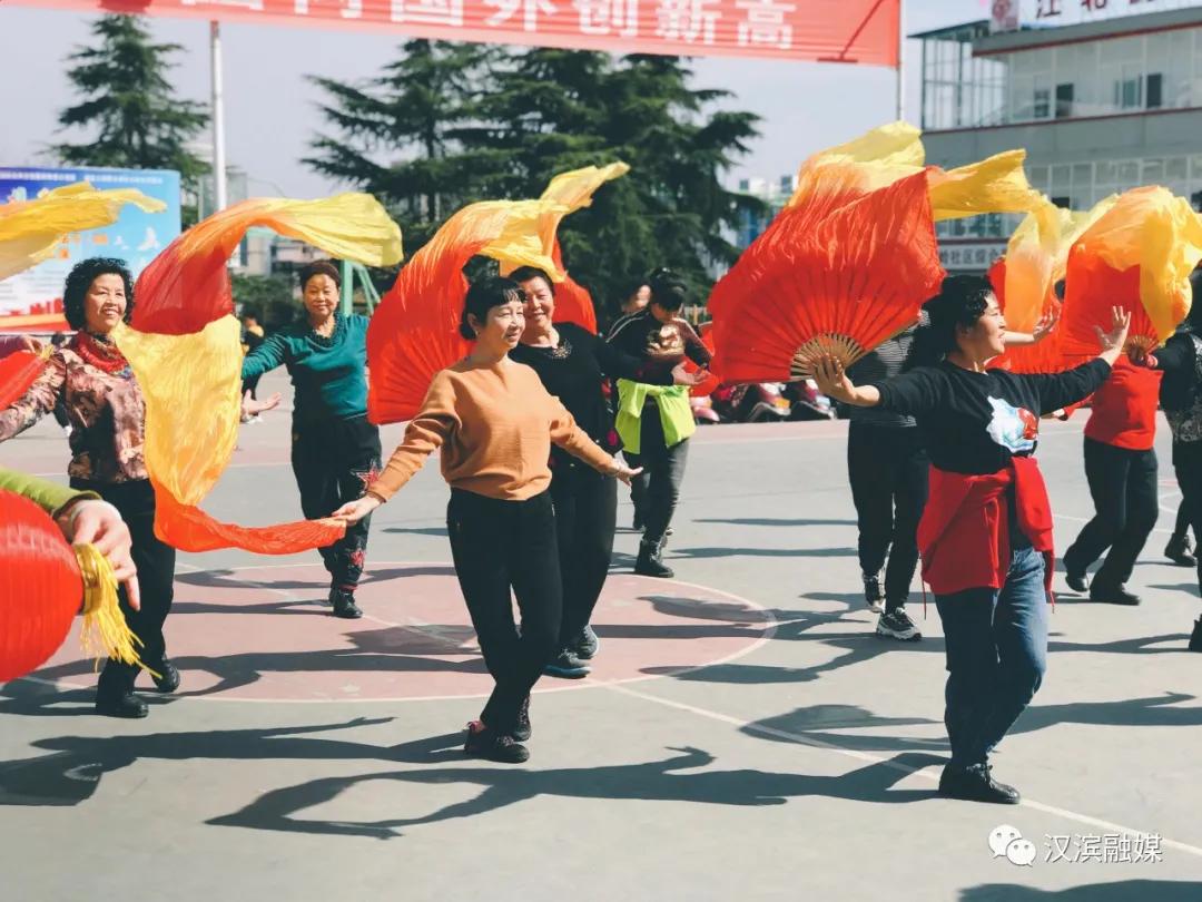 民俗节目排练忙 喜庆欢乐氛围浓