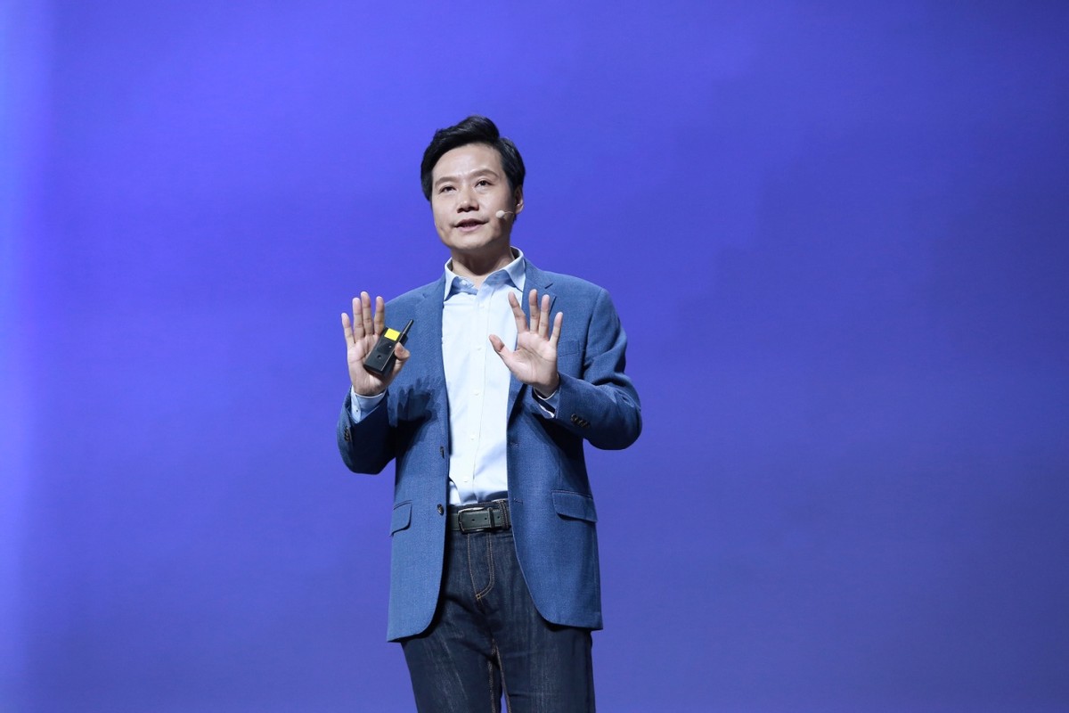 从3999跌至2330，曲面屏+1亿像素+双模5G，小米旗舰低价来袭