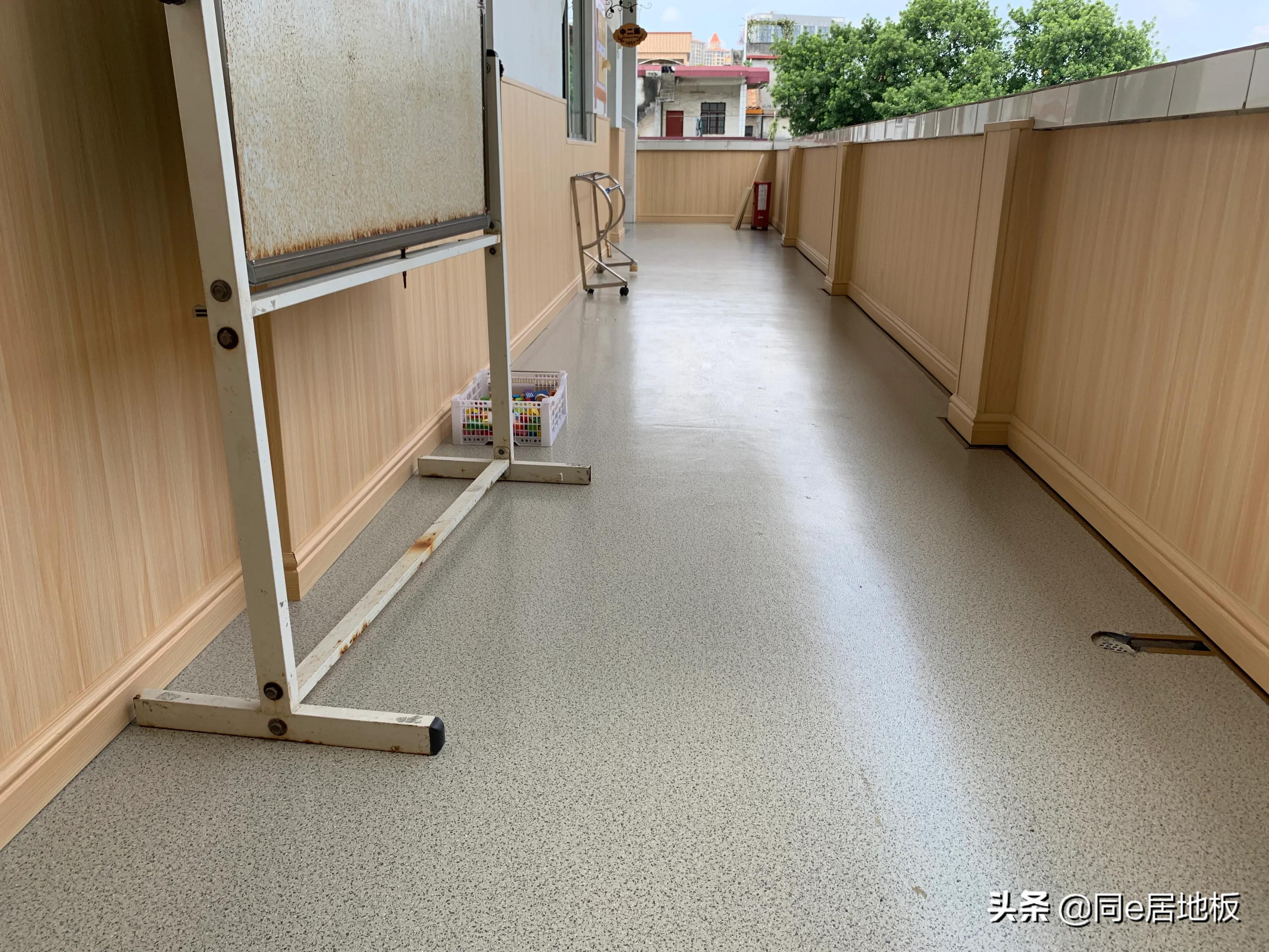 新塘新星幼儿园楼梯走廊pvc胶地板工程案例