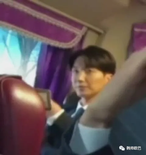 这个男团队长的新职责,独自忙碌