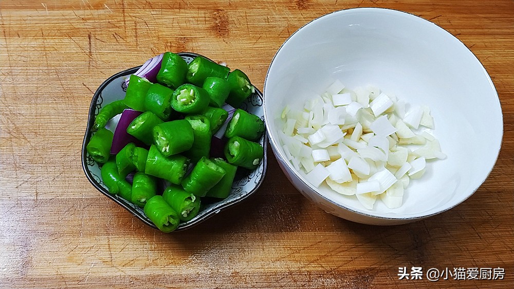 图片[4]-啤酒香菇炖鸡肉 鸡肉鲜香 香菇滑嫩 连汤汁都用来泡饭吃了-起舞食谱网